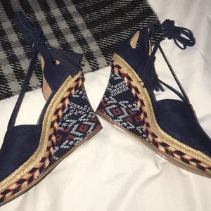 Classic Navy Isla Suede Wedge 7M